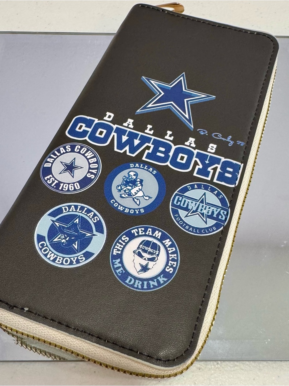 New Black Dallas Cowboys Zip-Around Wallet  8x4 w/ card slots